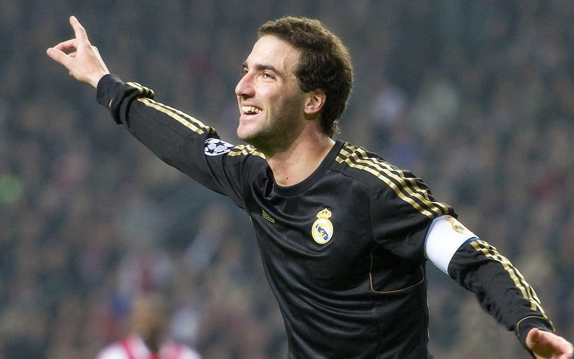 百米飞人巅峰对决，新星闪耀，传奇再续|b体育官网